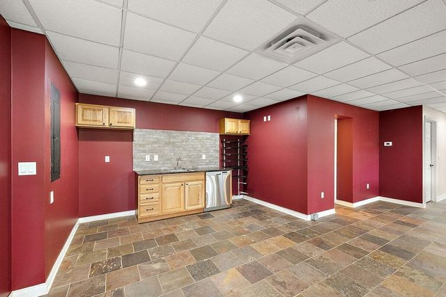 11137 Jeanette Drive, Whitmore Lake, MI 48189