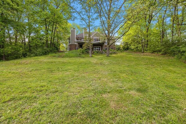 11137 Jeanette Drive, Whitmore Lake, MI 48189