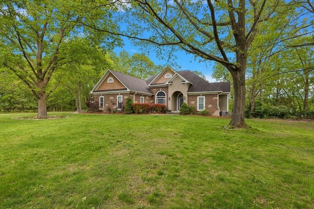 11137 Jeanette Drive, Whitmore Lake, MI 48189