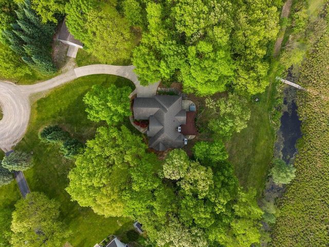 11137 Jeanette Drive, Whitmore Lake, MI 48189