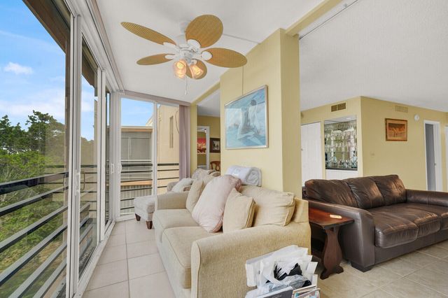6461 NW 2nd Avenue 509, Boca Raton, FL 33487