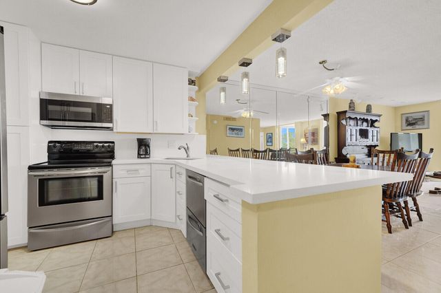 6461 NW 2nd Avenue 509, Boca Raton, FL 33487