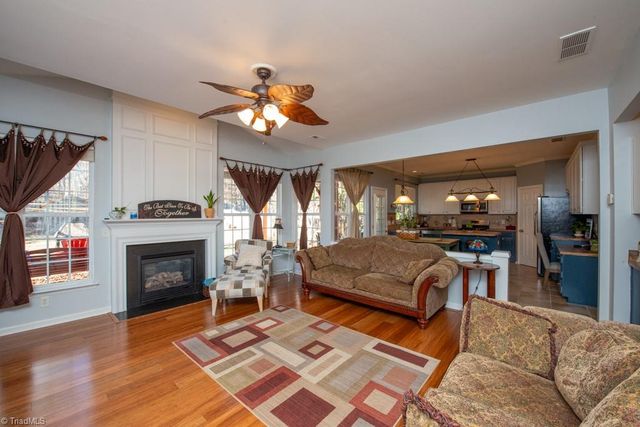 4555 Fairport Court, High Point, NC 27265