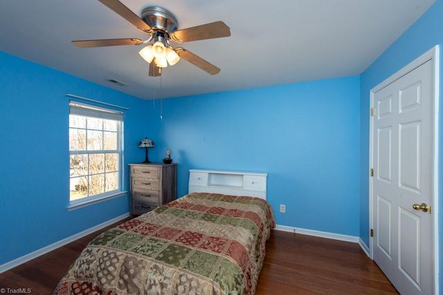 4555 Fairport Court, High Point, NC 27265