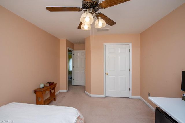 4555 Fairport Court, High Point, NC 27265