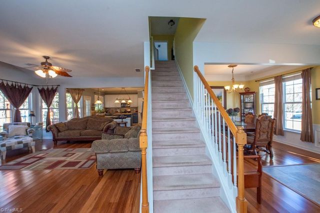 4555 Fairport Court, High Point, NC 27265