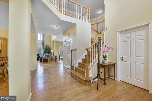 25944 DONOVAN DR, Chantilly, VA 20152