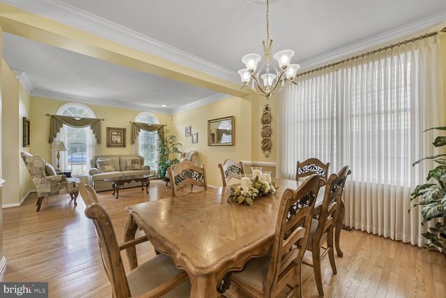 25944 DONOVAN DR, Chantilly, VA 20152