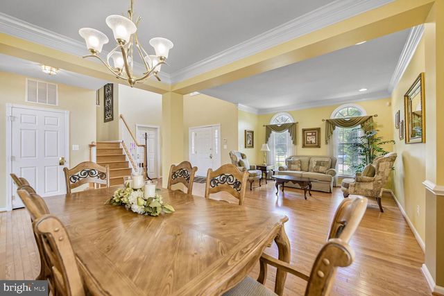 25944 DONOVAN DR, Chantilly, VA 20152