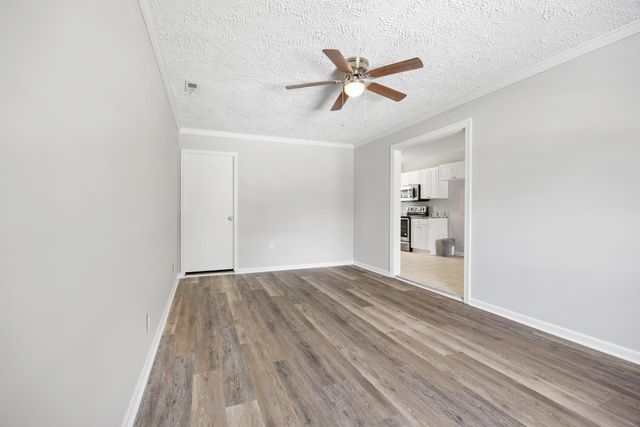 7515 Sandy Pines Ln., Myrtle Beach, SC 29588