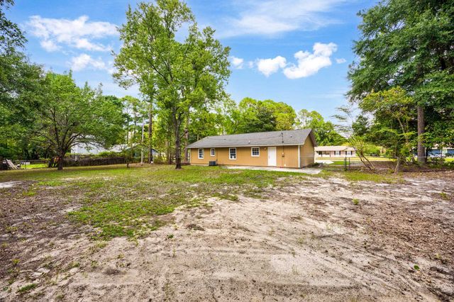 7515 Sandy Pines Ln., Myrtle Beach, SC 29588