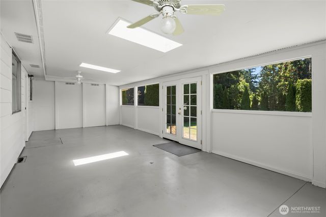 16821 19th Avenue SW, Normandy Park, WA 98166