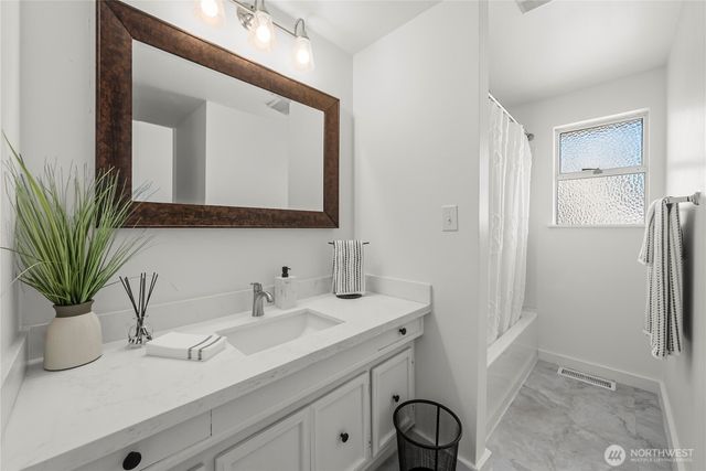 16821 19th Avenue SW, Normandy Park, WA 98166