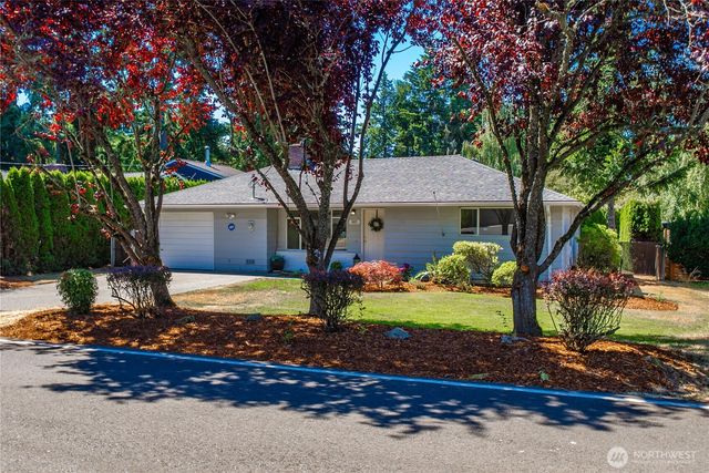 16821 19th Avenue SW, Normandy Park, WA 98166