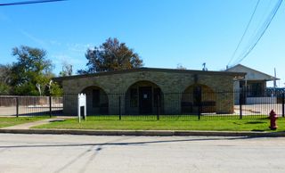 521-601 Clay St, Kerrville, TX 78028
