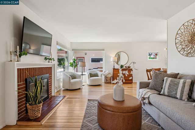 1243 Davis Ave., Concord, CA 94518