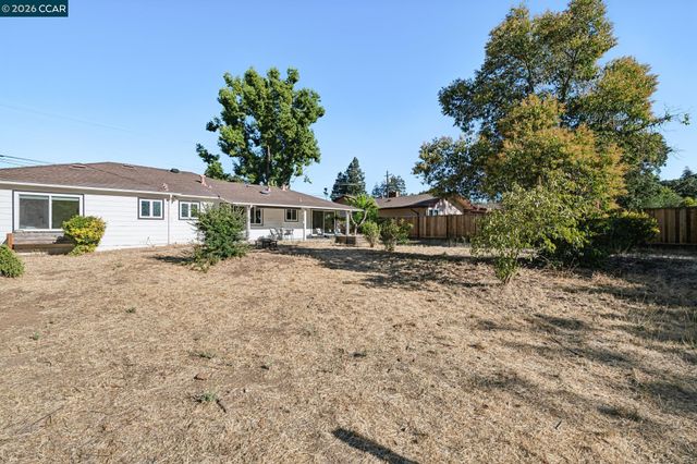 1243 Davis Ave., Concord, CA 94518