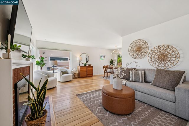 1243 Davis Ave., Concord, CA 94518