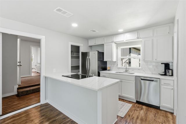 8213 Smith Lane, Kaufman, TX 75142