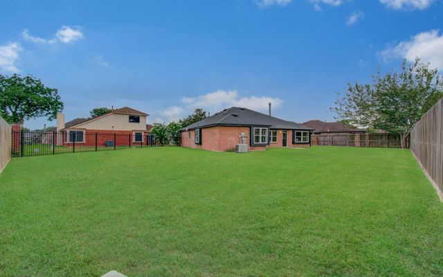 14518 Lazy Willow Lane, Missouri City, TX 77489