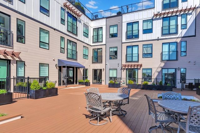 519 Broadway 407, Somerville, MA 02145