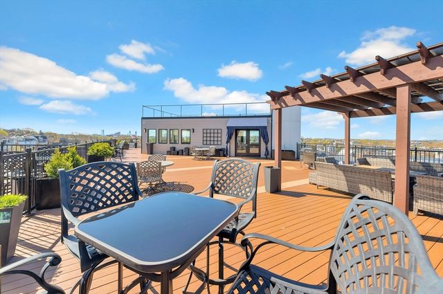 519 Broadway 407, Somerville, MA 02145