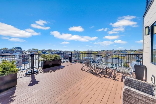 519 Broadway 407, Somerville, MA 02145