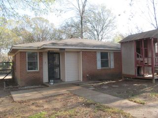1494 ZELIN ST, Memphis, TN 38108