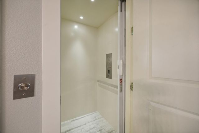 408 Crockett Circle, Roanoke, TX 76262