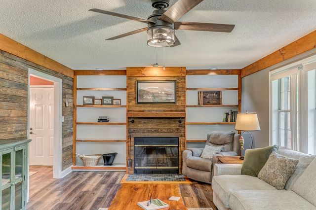 4424 Trailwood Drive, Cohutta, GA 30710