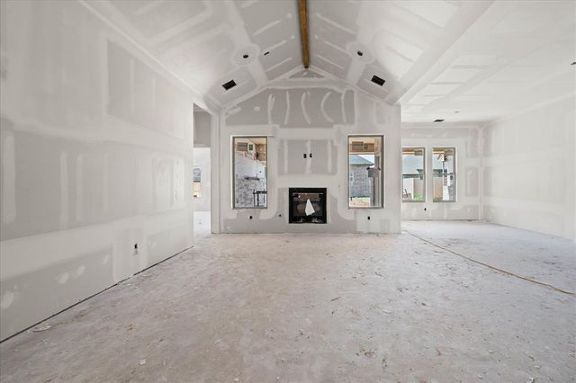 5105 Vine Cliff Road, Mustang, OK 73064