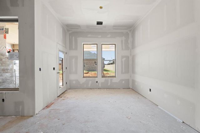5105 Vine Cliff Road, Mustang, OK 73064