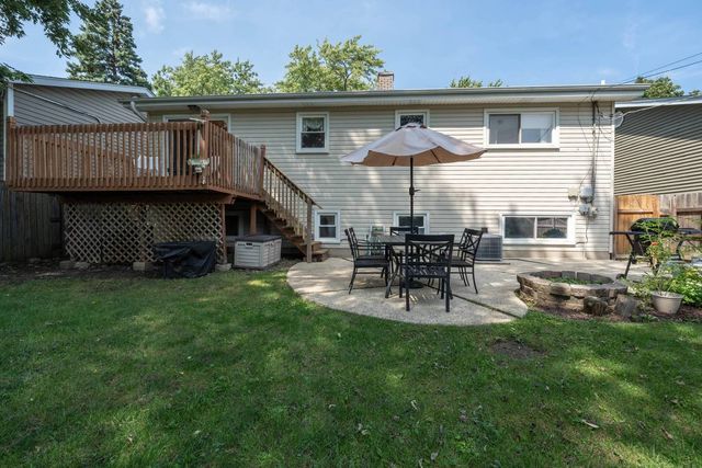 1214 Wilson Avenue, Wheaton, IL 60189