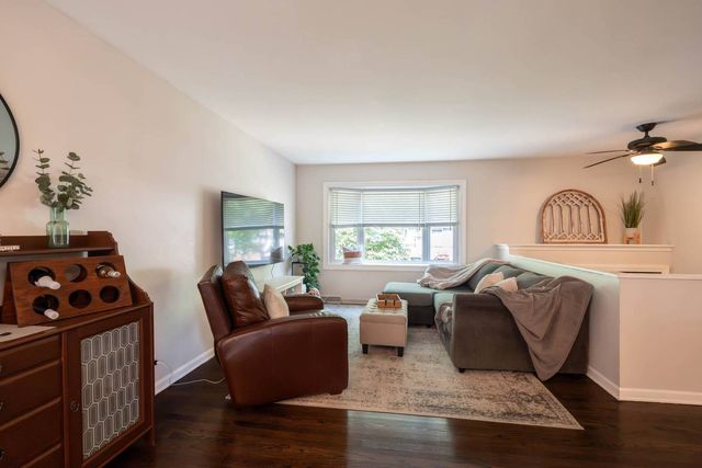 1214 Wilson Avenue, Wheaton, IL 60189