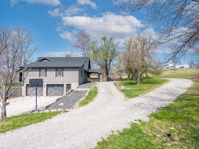 324 Little Creek Road, Somerset, KY 42503