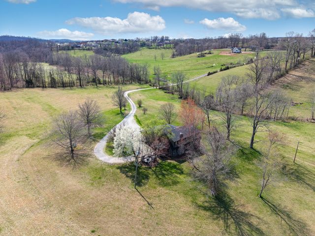 324 Little Creek Road, Somerset, KY 42503