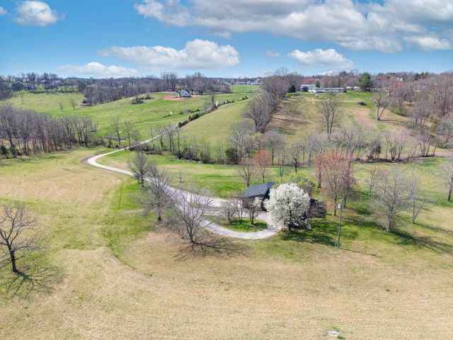 324 Little Creek Road, Somerset, KY 42503