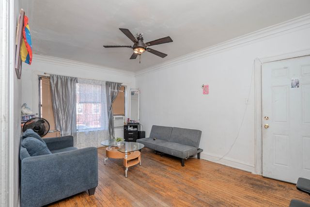 7701 S Eggleston Avenue, Chicago, IL 60620