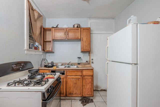 7701 S Eggleston Avenue, Chicago, IL 60620