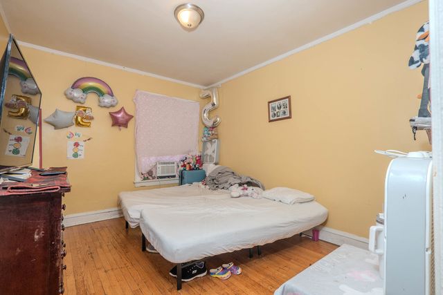 7701 S Eggleston Avenue, Chicago, IL 60620