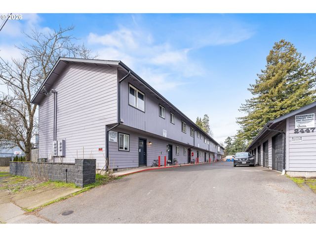 2447 ROOSEVELT Blvd, Eugene, OR 97402
