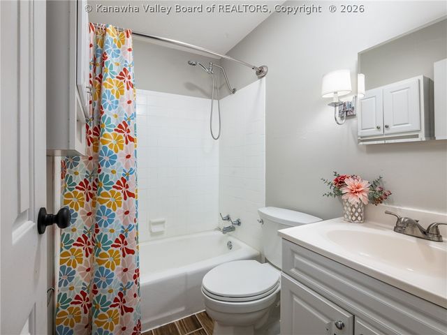 313 Eureka Road, Charleston, WV 25314