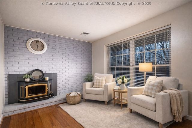 313 Eureka Road, Charleston, WV 25314