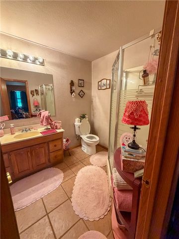 716 County Road 3023, Eureka Springs, AR 72632