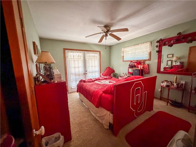 716 County Road 3023, Eureka Springs, AR 72632
