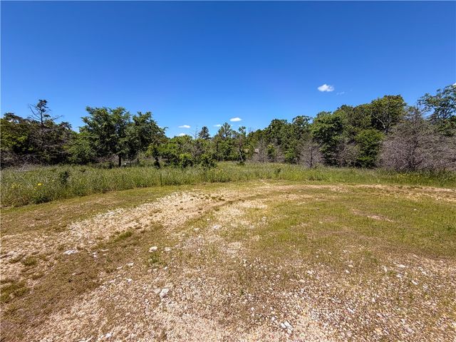 716 County Road 3023, Eureka Springs, AR 72632