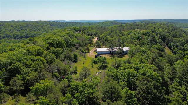 716 County Road 3023, Eureka Springs, AR 72632