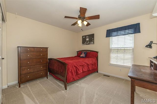733 Castle Ridge Drive, Ballwin, MO 63021