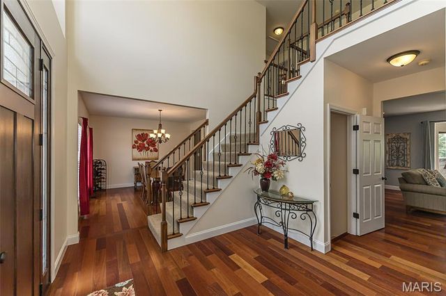 733 Castle Ridge Drive, Ballwin, MO 63021