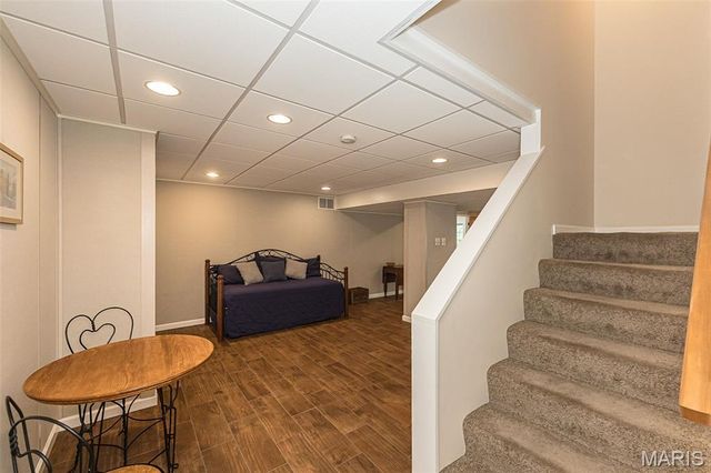 733 Castle Ridge Drive, Ballwin, MO 63021